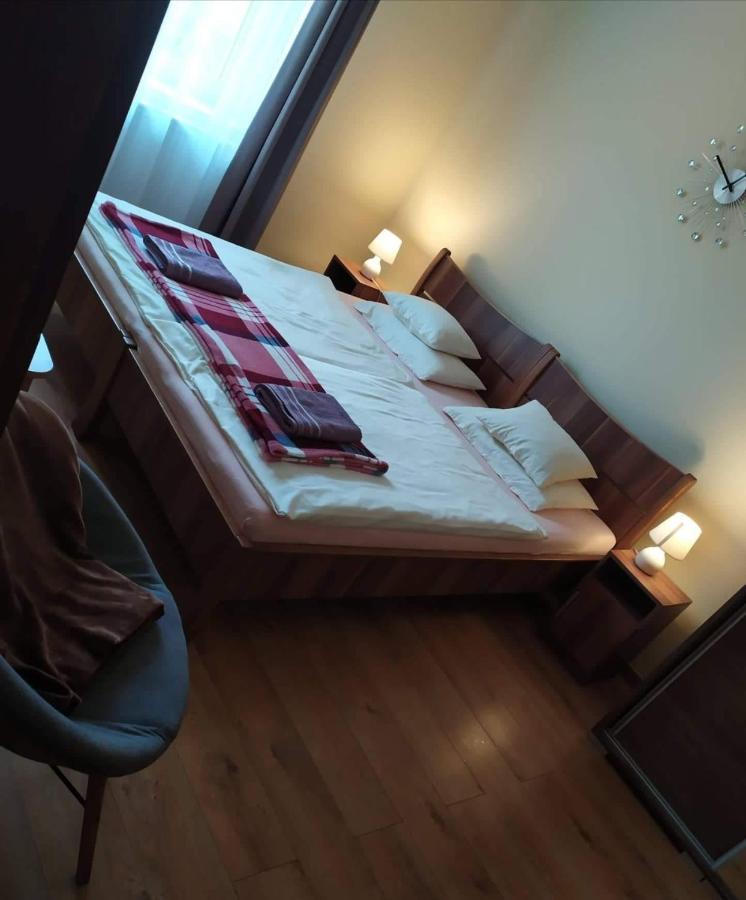 Bed and Breakfast Szilvia Panzio Дьомаэндрёд Экстерьер фото