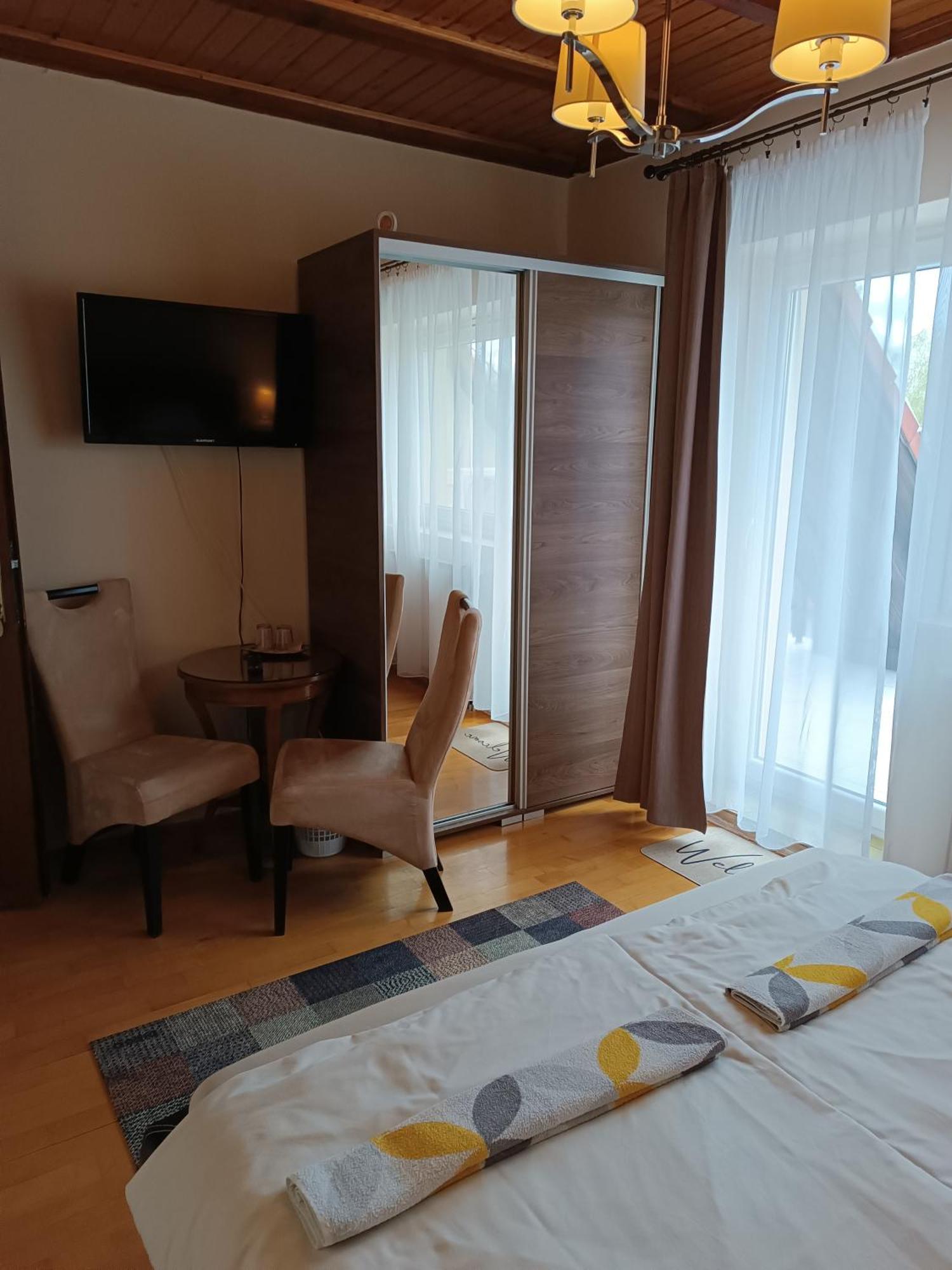 Bed and Breakfast Szilvia Panzio Дьомаэндрёд Экстерьер фото
